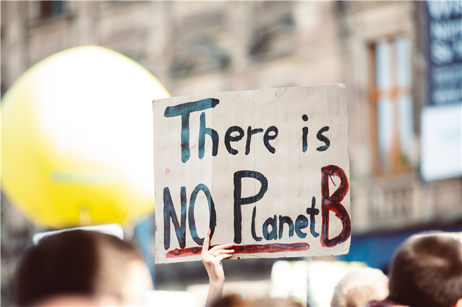 Eine aktuelle Studie der Universität Kassel zeigt: Klimapolitische Maßnahmen stoßen trotz Corona-Krise auf große Akzeptanz. © Markus Spiske, Unsplash